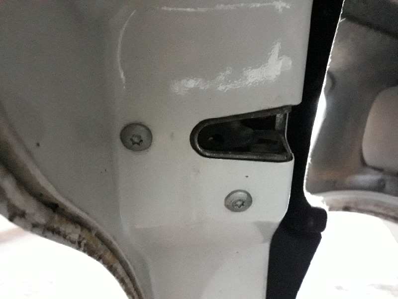 CERRADURA PUERTA TRASERA IZQUIERDA