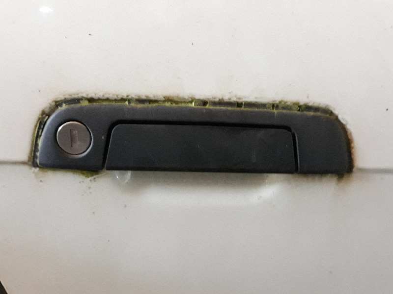 MANETA EXTERIOR DELANTERA DERECHA