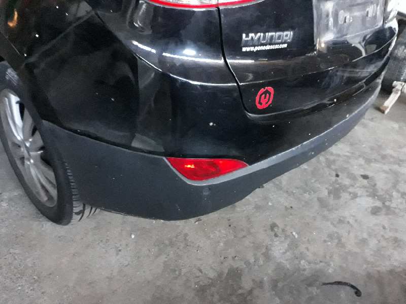 PARAGOLPES TRASERO