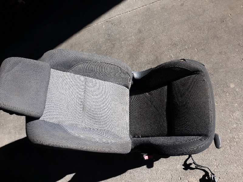 ASIENTO DELANTERO IZQUIERDO