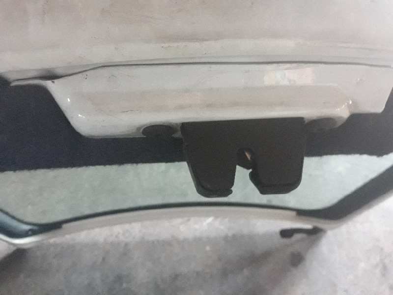 CERRADURA MALETERO - PORTON