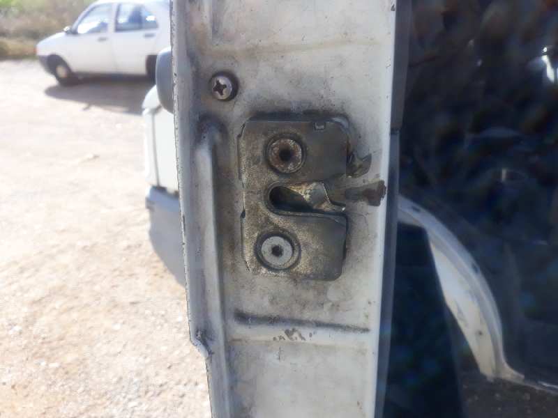 CERRADURA PUERTA DELANTERA IZQUIERDA 