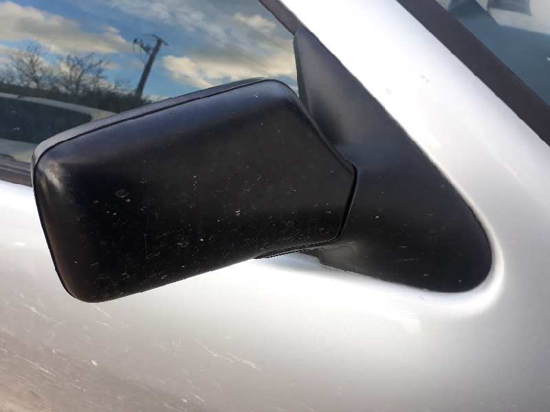 RETROVISOR DERECHO