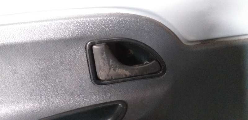 MANETA INTERIOR DELANTERA IZQUIERDA