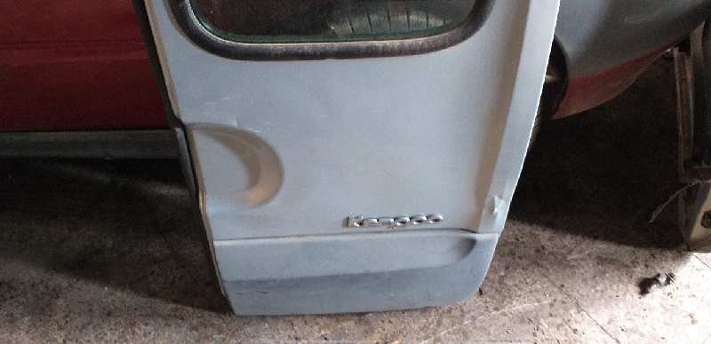 PUERTA TRASERA DERECHA