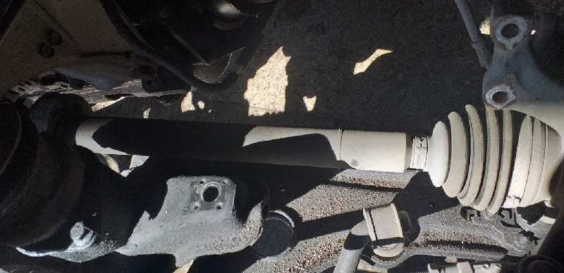 TRANSMISION DELANTERA DERECHA