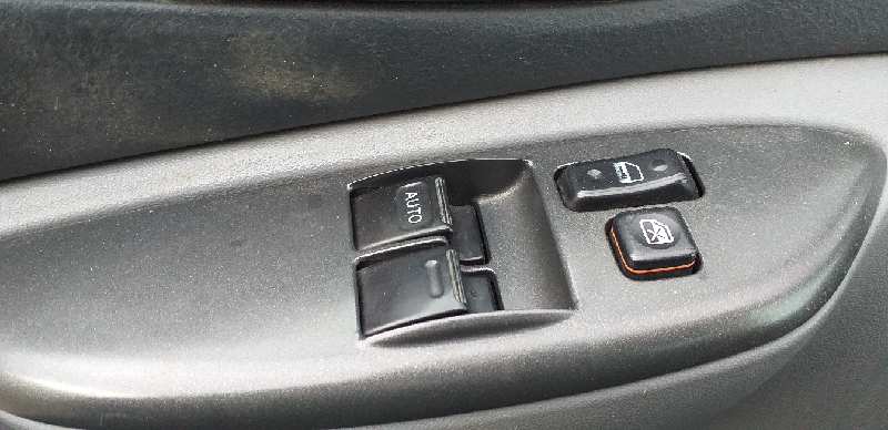 ELEVALUNAS DELANTERO IZQUIERDO