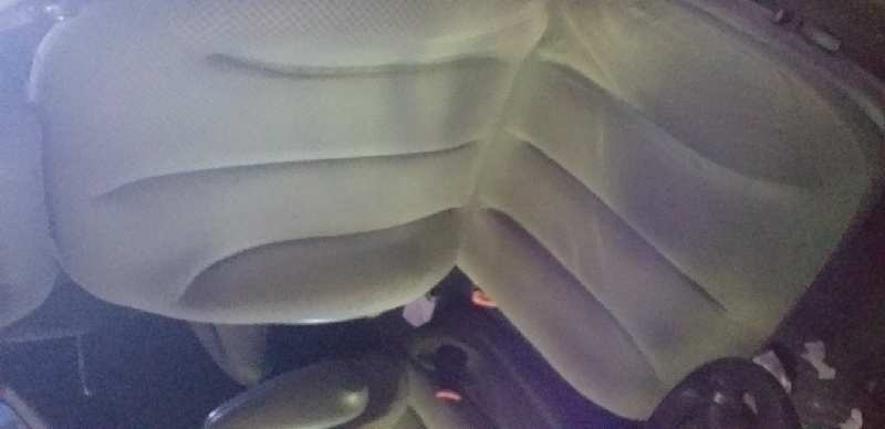 ASIENTO DELANTERO IZQUIERDO