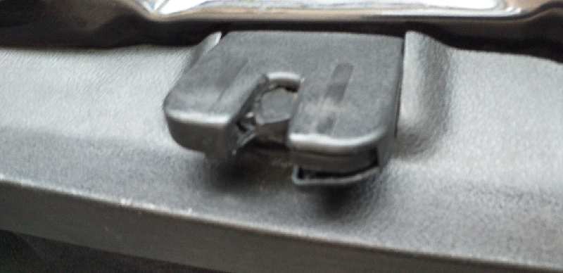 CERRADURA MALETERO - PORTON