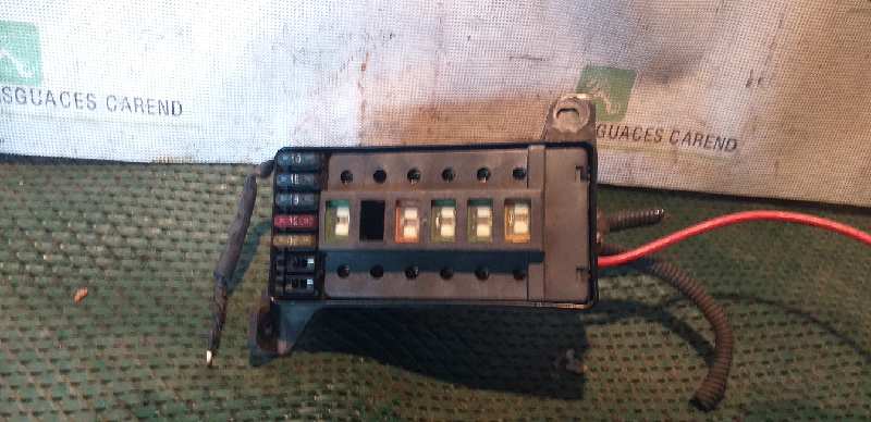 CAJA RELES - FUSIBLES