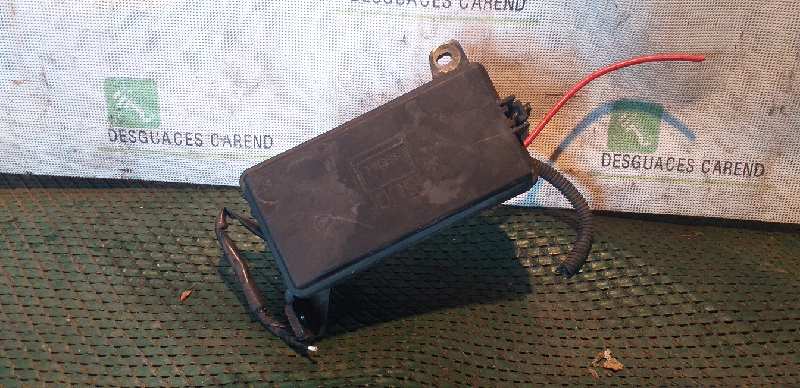 CAJA RELES - FUSIBLES