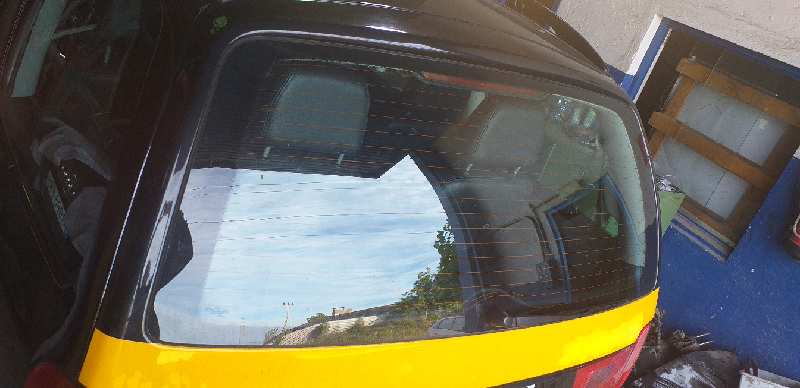 PORTON TRASERO