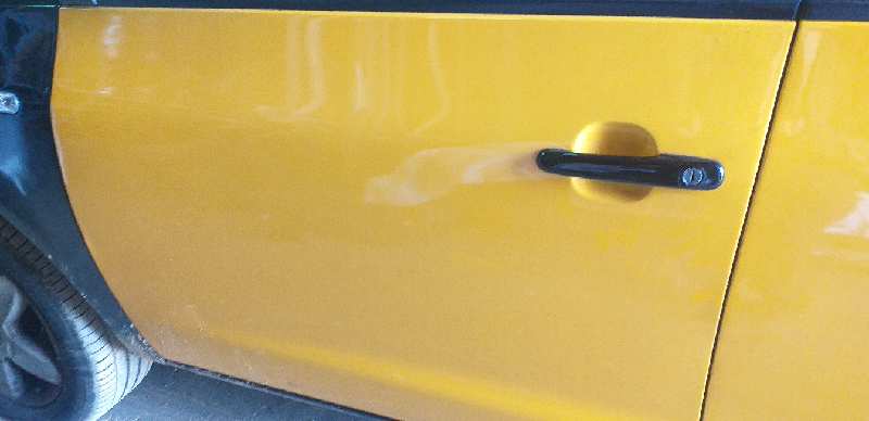 PUERTA DELANTERA IZQUIERDA