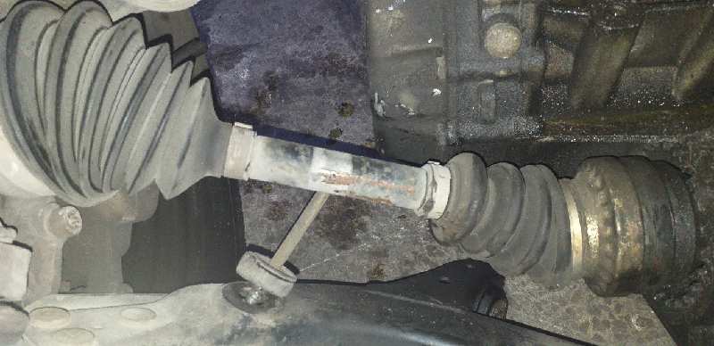 TRANSMISION DELANTERA IZQUIERDA