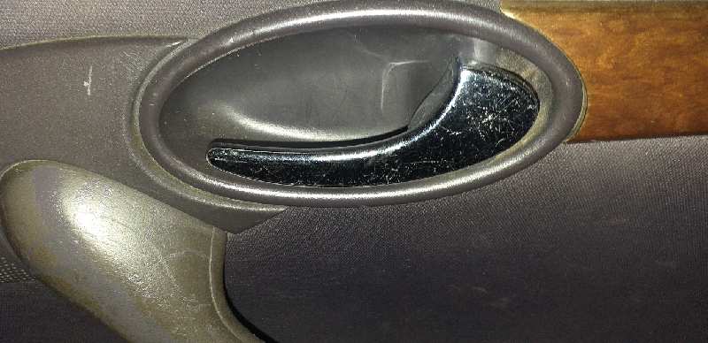 MANETA INTERIOR TRASERA DERECHA