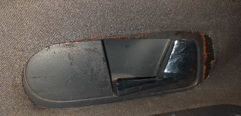 MANETA INTERIOR DELANTERA DERECHA