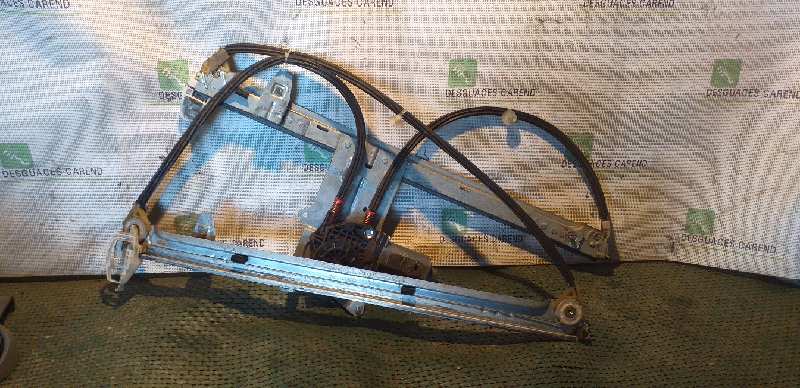 ELEVALUNAS DELANTERO DERECHO