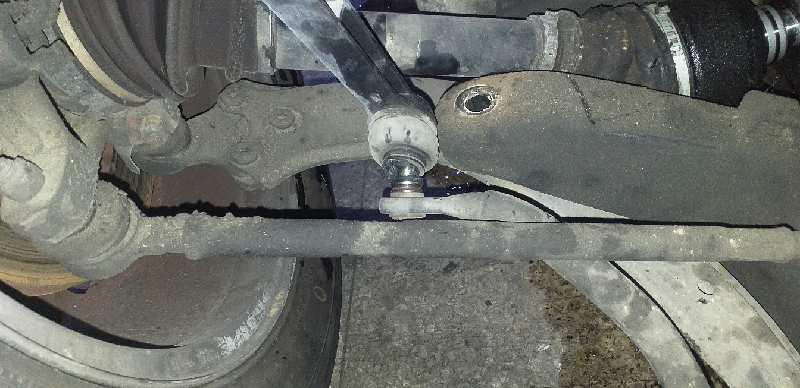 BRAZO SUSPENSION INFERIOR DELANTERO IZQUIERDO