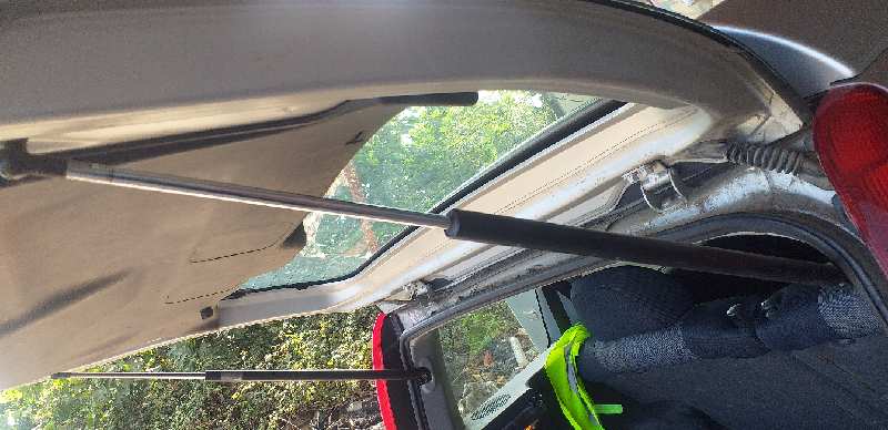 AMORTIGUADORES MALETERO - PORTON