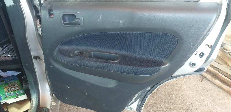 GUARNECIDO PUERTA TRASERA DERECHA