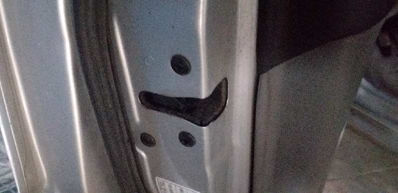 CERRADURA PUERTA DELANTERA IZQUIERDA 