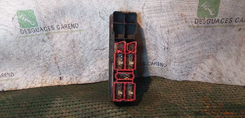 MANDO ELEVALUNAS DELANTERO IZQUIERDO 