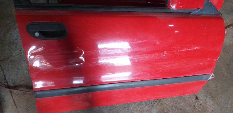 PUERTA DELANTERA DERECHA