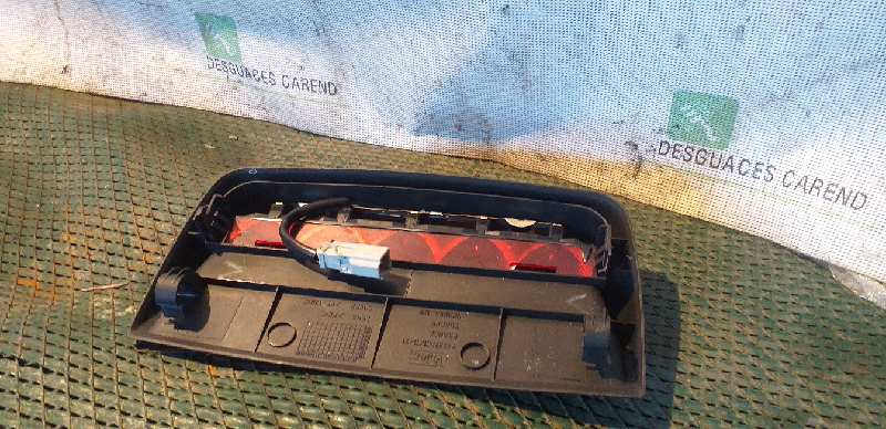 LUZ CENTRAL DE FRENO