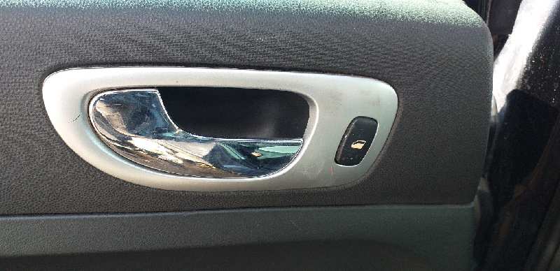 ELEVALUNAS TRASERO IZQUIERDO