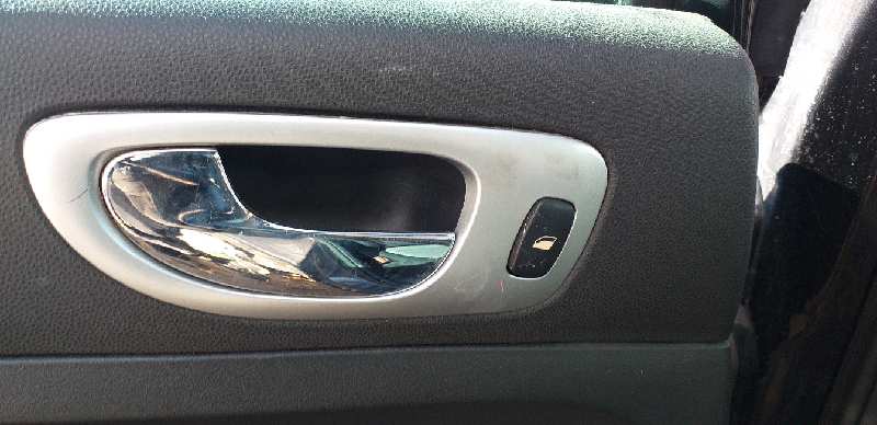 MANDO ELEVALUNAS TRASERO IZQUIERDO