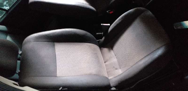 ASIENTO DELANTERO DERECHO