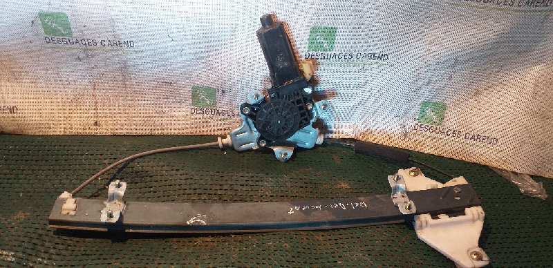 ELEVALUNAS DELANTERO DERECHO