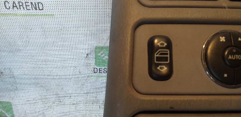 MANDO ELEVALUNAS TRASERO IZQUIERDO