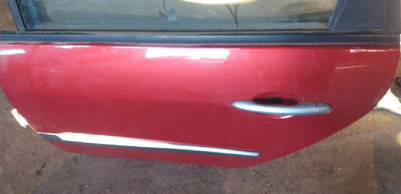 PUERTA TRASERA IZQUIERDA