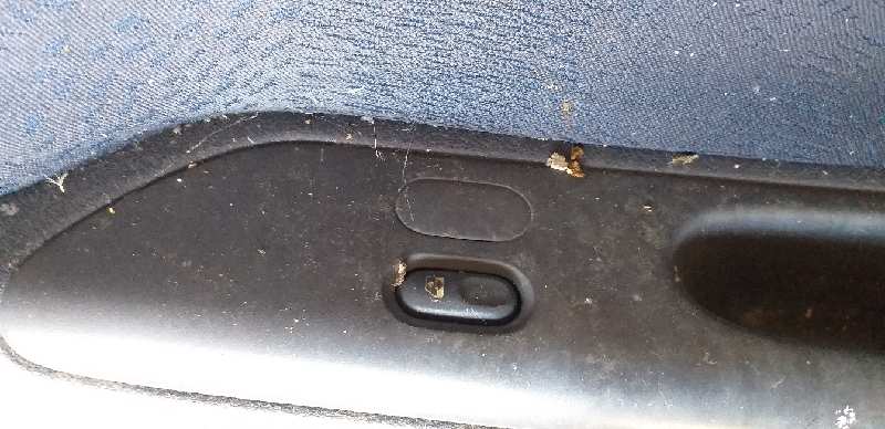 MANDO ELEVALUNAS DELANTERO DERECHO