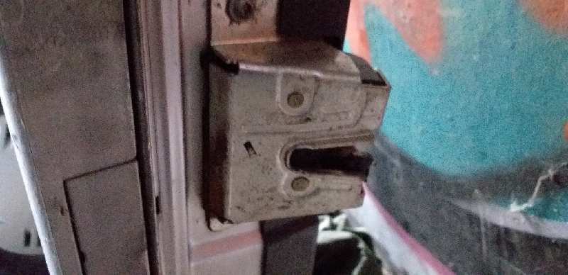 CERRADURA MALETERO - PORTON