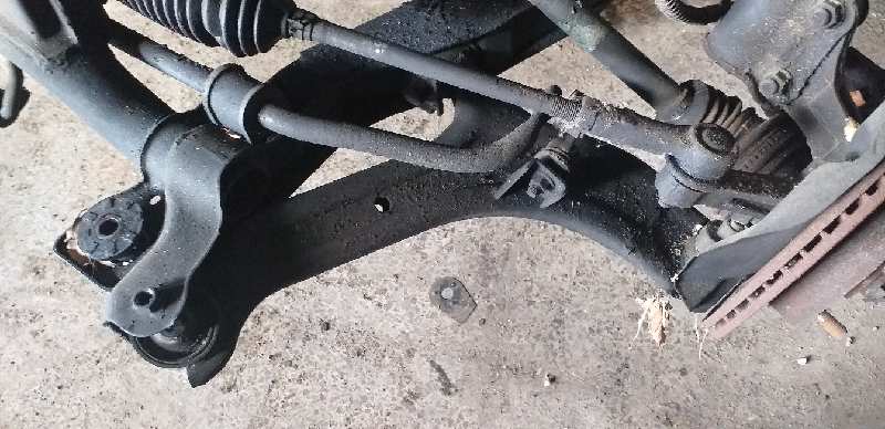 BRAZO SUSPENSION INFERIOR DELANTERO DERECHO