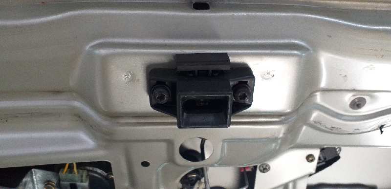 CERRADURA MALETERO - PORTON