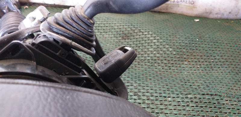 CONMUTADOR DE ARRANQUE