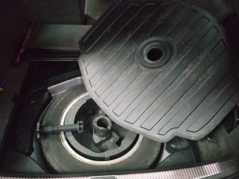 SOPORTE RUEDA RECAMBIO