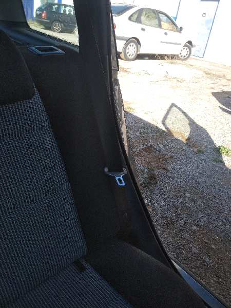 CINTURON SEGURIDAD TRASERO IZQUIERDO