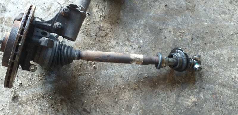 TRANSMISION DELANTERA IZQUIERDA