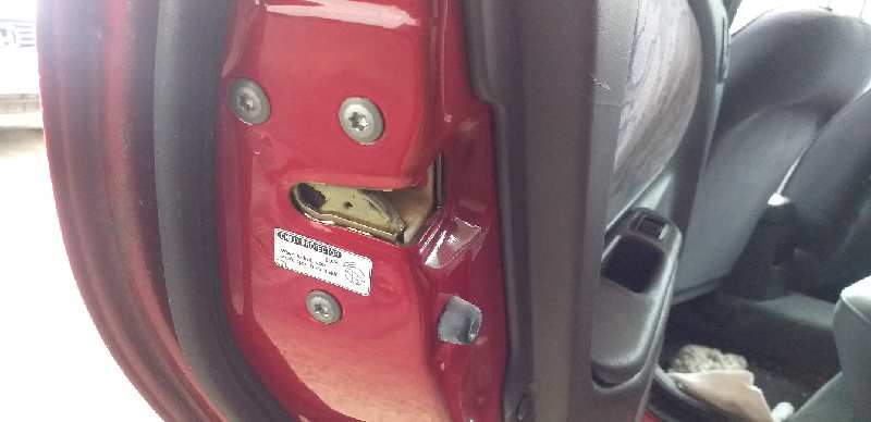 CERRADURA PUERTA TRASERA IZQUIERDA 