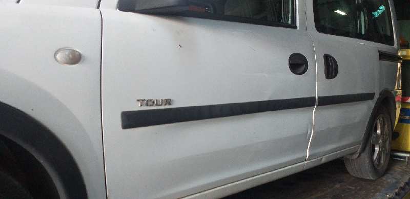 PUERTA DELANTERA IZQUIERDA