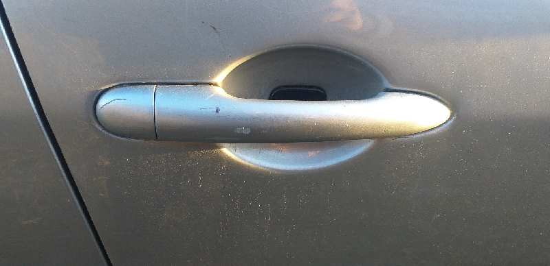 MANETA EXTERIOR DELANTERA DERECHA