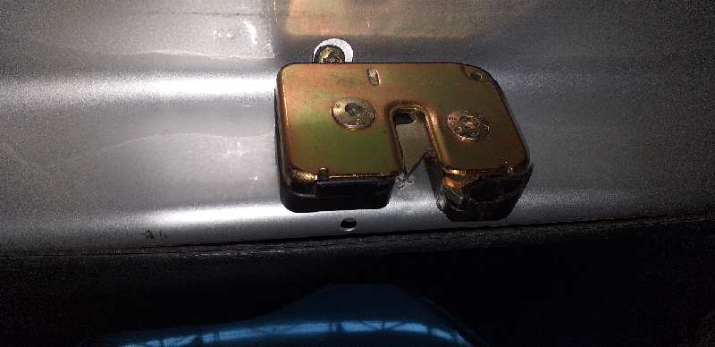 CERRADURA MALETERO - PORTON