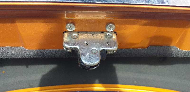 CERRADURA MALETERO - PORTON