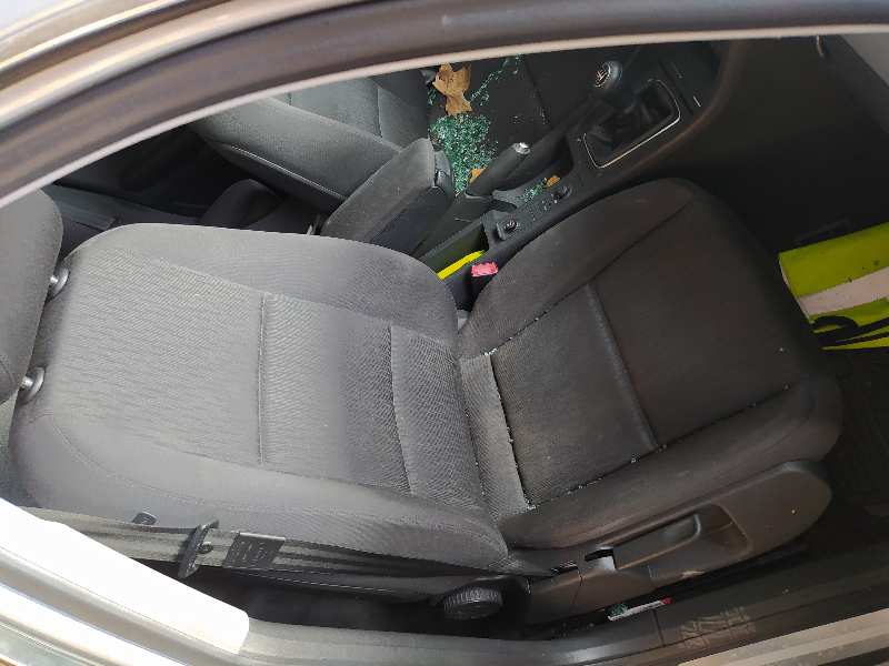 ASIENTO DELANTERO DERECHO