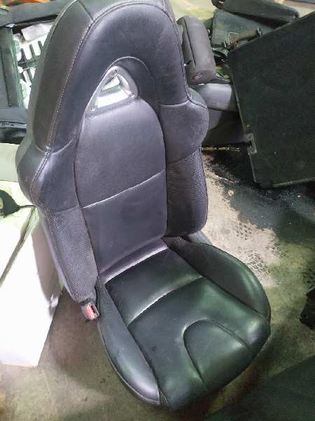 ASIENTO DELANTERO IZQUIERDO