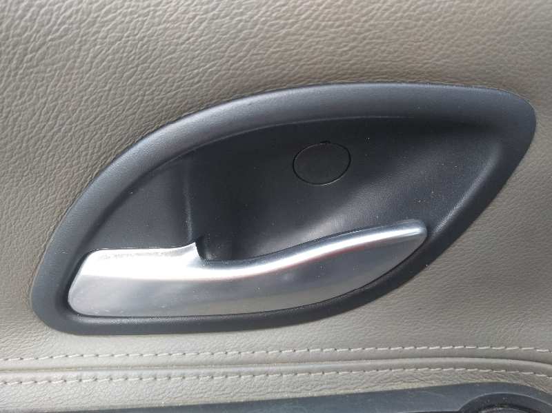 MANETA INTERIOR DELANTERA IZQUIERDA